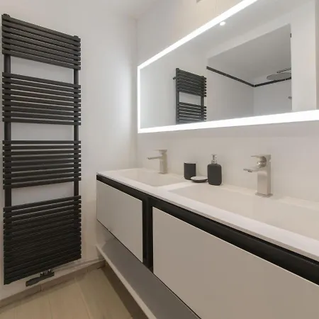 Spirou With Parking By Interhome Appartement